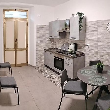 La Casa Di Aga Villa Catánia Buitenkant foto